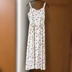 花柄　ワンピース