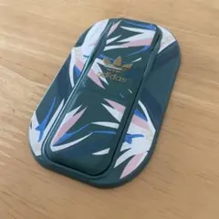 adidas スマホスタンド ボタニカル柄　マグ