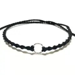 ブラック×シルバー ミサンガ／リングアクセント・細身（ハンドメイド）