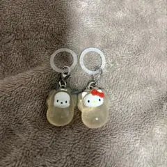 サンリオ　なりきりオイスター　めじるしアクセサリー　ポチャッコ　ハローキティ