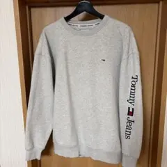 TOMMY JEANS スウェット トレーナー グレーのサムネイル