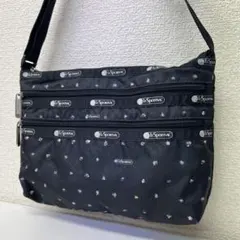 【値下げ】 レスポートサック 小花柄 ショルダーバッグ　３段ファスナー