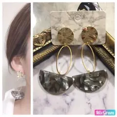 メタルプレート×ブラック半円アクリルプレートチタンピアス