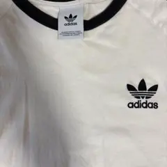 adidas ホワイト Tシャツ ロゴ刺繍半袖