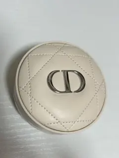 ディオールスキン フォーエヴァー クッション パウダー / ラベンダー