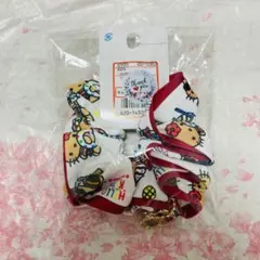 日焼けキティ シュシュ ヘアアクセサリー チャーム付き　ホワイト　新品　タグ付き