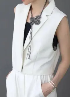 RUMCHE×Aga.の別注チョーカー(フラワーモチーフ)