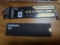 中古Samsung m.2 SSD 512G + ORICO製　クリアケース付き