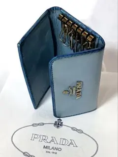 PRADA プラダ ☆ キーケース 6連 スカイブルー パテントレザーのサムネイル