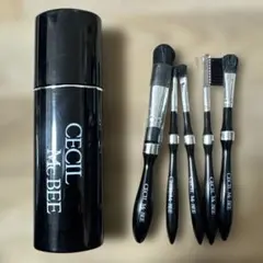 セシルマクビー メイクブラシ ブラシ入れ 未使用