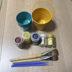 水彩絵具セット（金、銀ポスタースターカラー　赤黄青水彩絵の具　筆4本)