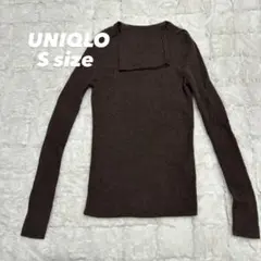 【美品】UNIQLO メリノリブタートルネックセーター