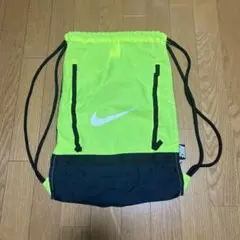 Nike 蛍光グリーン ナップサック