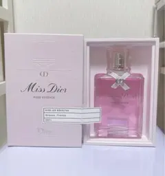 Miss Dior 　ローズエッセンス　オードゥトワレ