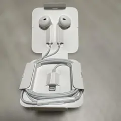 Apple純正 Earpods(Lightning) ヘッドフォンジャック付