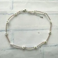 No.2921 白いお花のグラスビーズネックレス
