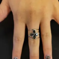 Item thumbnail for item 0f07e947-27a2-4823-b6a1-e26551237f11