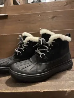 Item thumbnail for item b4bb49b0-3da4-4b26-9170-edb960c26aa6