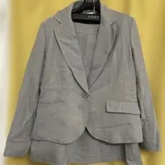 グレー ビジネススーツ サイズ13 上下セット　美品