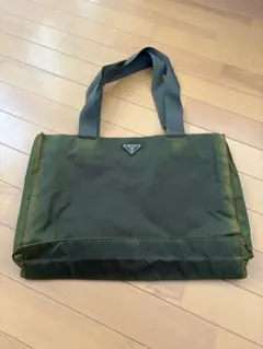 PRADA オリーブグリーン トートバッグ