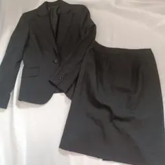 ダークグレー スカートスーツ上下　7号