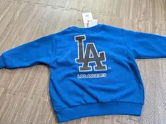 新品タグ付きLA ロゴ入り 青 トレーナー