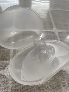 ピジョン　乳頭保護器　ニップシールド　ケース付き　M 2個入り