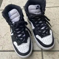 Nike ダンク　パンダスニーカー ハイカットスニーカー　 美品