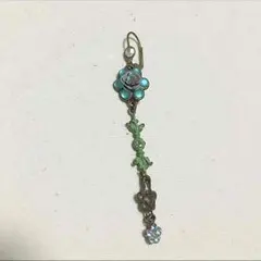 ミハエルネグリン 片耳ピアス