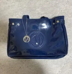 アルマーニバック