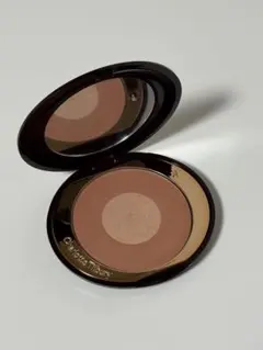 シャーロットティルブリー ピロートーク フェイスパレット Charlotte Tilburyのアイシャドウをレビュー。人気色「Pillow