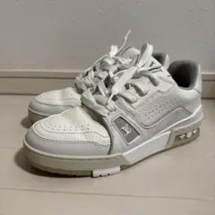 LVトレーナー　スニーカー