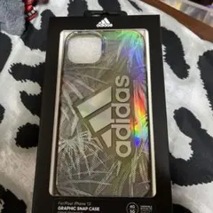 adidas iPhone 13 グラフィックスナップケースのサムネイル