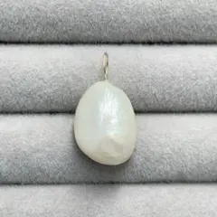 022 バロックパール　ペンダントトップ18mm 14kgf ネックレスチャーム