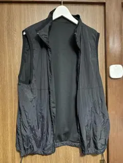 ブラック ナイロンベスト