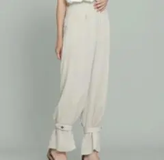 【nano universe】パンツ 裾タブ付きパンツ　グレージュ　スラックス
