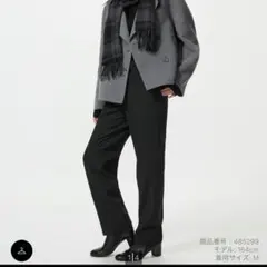 ユニクロ　感動スリムパンツ　Mサイズ　黒