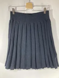 スカートのサムネイル