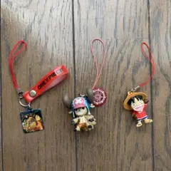 ONE PIECE ストラップ まとめ売り - メルカリ