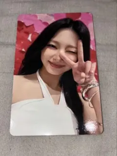 TWICE ツウィ 1万円トレカ popup ラブリーのかくしべや 特典 - メルカリ