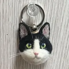 羊毛フェルト ハチワレ猫 壁掛け ハンドメイド 一点物 白黒猫 - メルカリ