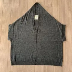 ICHIベストダークグレー Vネック 半袖ニット