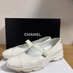 CHANEL ホワイト フラットシューズ ストラップのサムネイル
