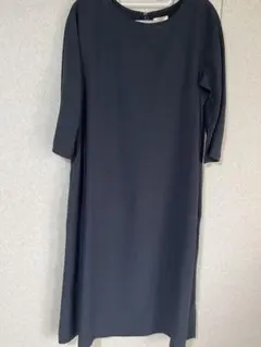 ビージュルード☆紺色☆ 5分袖 ロングワンピース