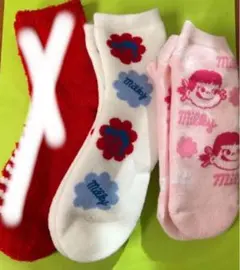 ミルキー　ペコちゃん　キャラクター靴下