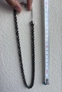 ブラックシルバーツイストネックレス