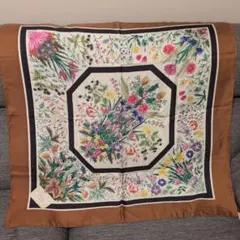 正規品 オールドグッチ GUCCI シルクスカーフ 大判 花柄 筆記体ロゴ タグ