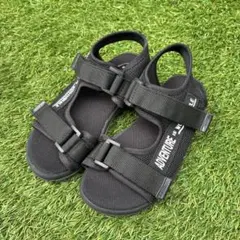 branshes サンダル 19.0cm ブラック　マジックテープ　調節可能のサムネイル