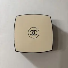 【レア】CHANEL 限定マーク柄　レベージュ　クッションファンデ　空ケースのサムネイル