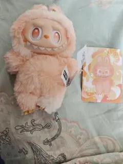 ラブブビッグイントゥエナジー シリーズ ぬいぐるみペンダント ロイヤルティ